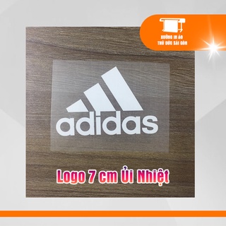 Logo adidas ép nhiệt lên vải bằng bàn ủi, bàn là