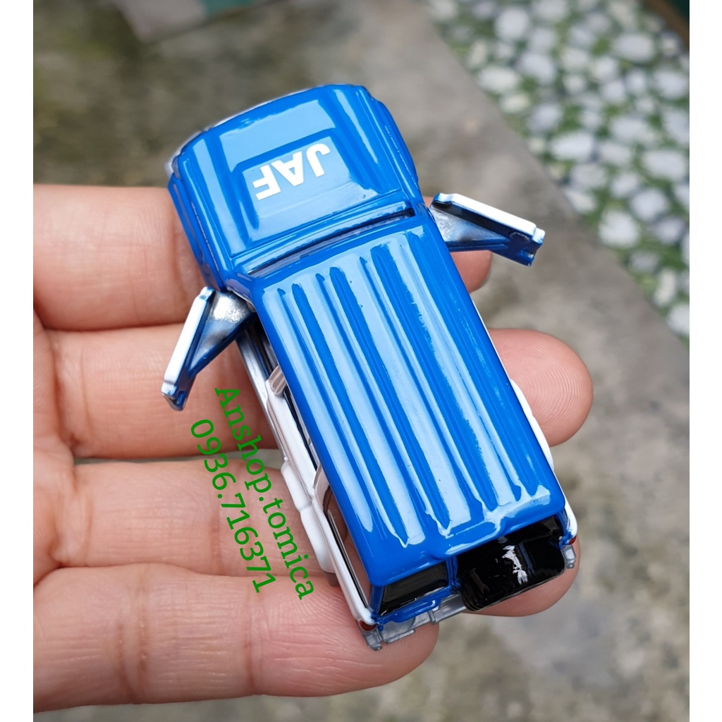 Mô hình siêu xe Toyota Land Cruiser mở được cửa tomica Nhật bản