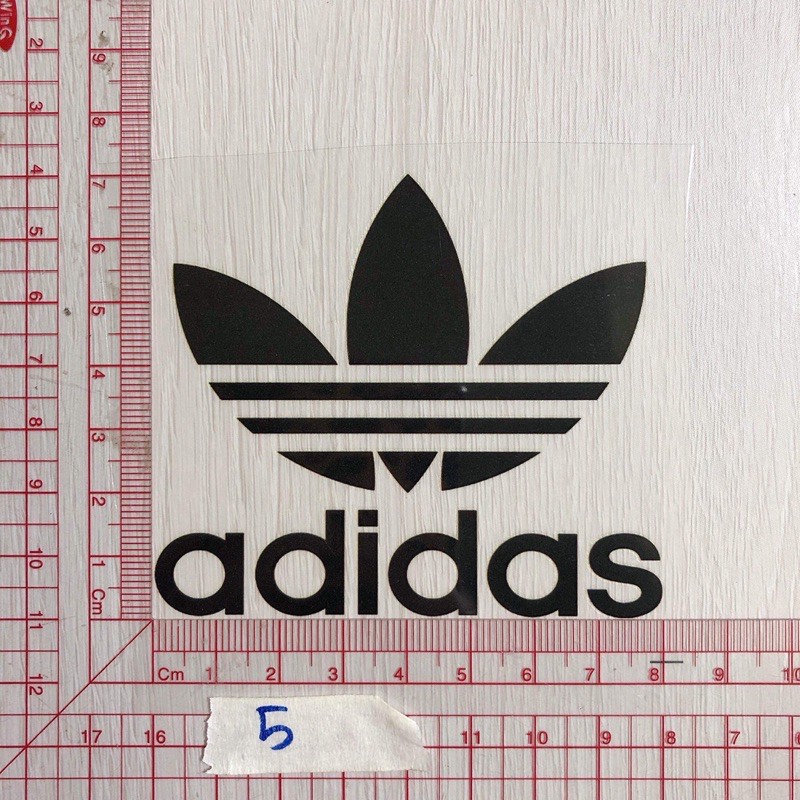Sticker hình ủi nhiệt logo thể thao