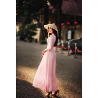 Nón lá chụp ảnh áo dài