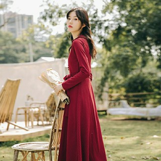 Váy Vintage trắng, đỏ đô, kem