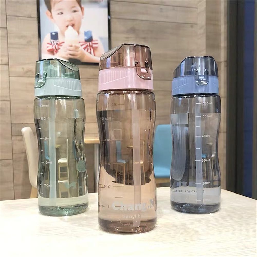Bình Nước Thể Thao 580ml Kèm Ống Hút Nhựa Tiện Dụng Cho Hoạt Động Ngoài Trời