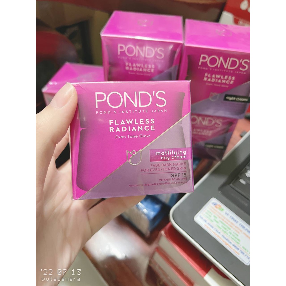 Kem dưỡng trắng giảm thâm nám cao cấp Pond's Flawless Radiance Derma+ ngày/đêm 50g/hộp