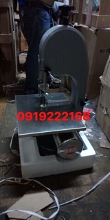 Máy cưa xương heo J210