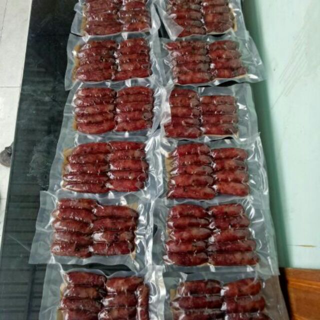 Lạp xưởng tươi nhà làm