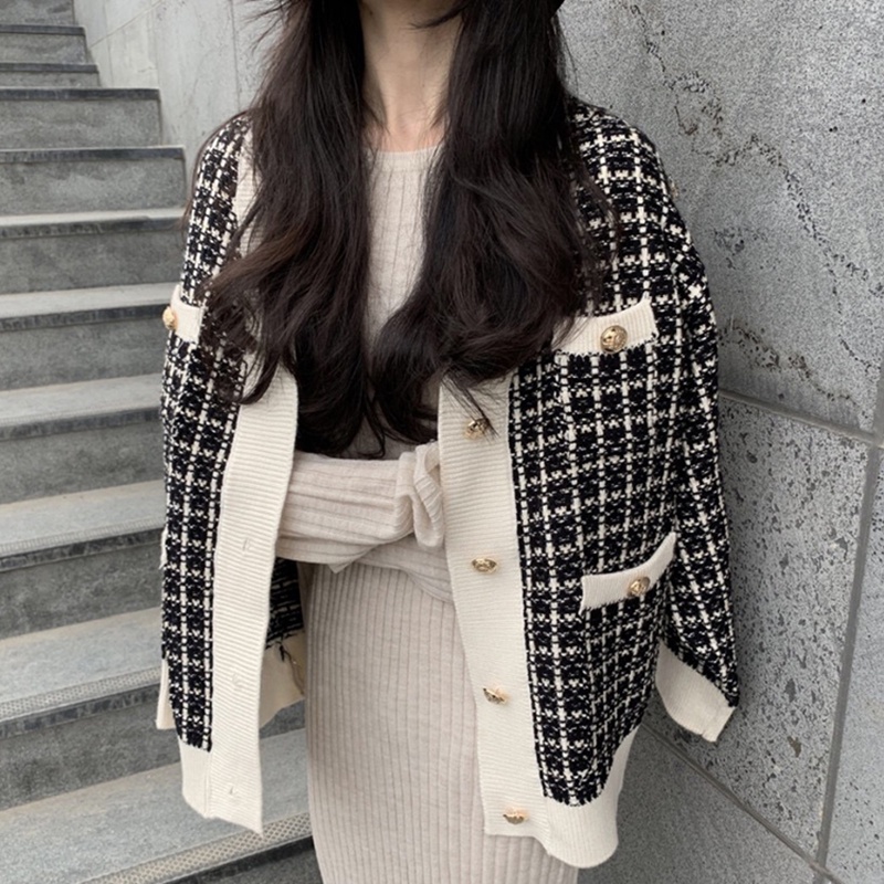 Áo khoác len dài tay họa tiết ca rô phong cách Hàn Quốc cho nữ
