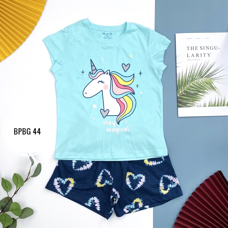 Bộ cộc tay cho bé gái size đại 4-14y (20-50kg). Chất liệu cotton vải dư mềm mát, thấm hút mồ hôi, co giãn tốt