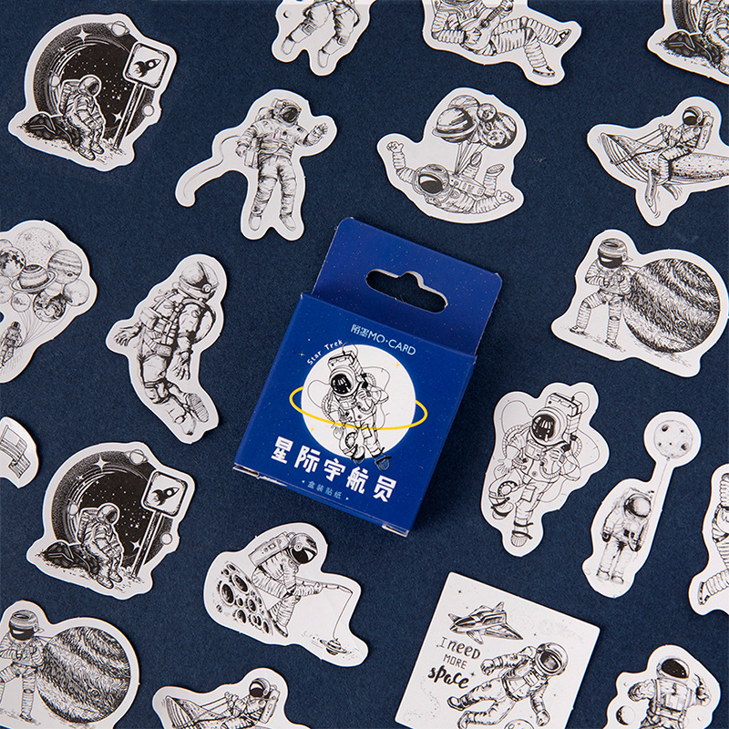 Hộp 46 Miếng Dán Hình Trang Trí Hoạ Tiết Phi Hành Gia