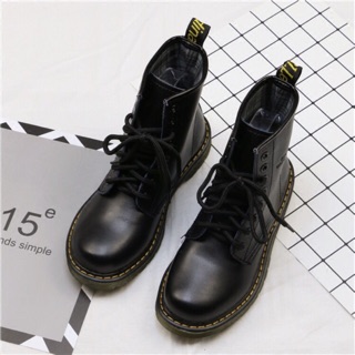 (Sẵn đen 35/40 trănsg 36) Boots Martens nữ size 35-40 (có ảnh thật)