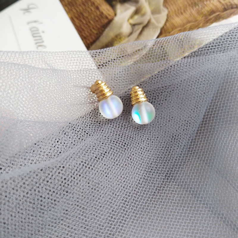 Khuyên tai kẹp không bấm lỗ chốt cố định K033 bằng nhựa trong suốt hình khối dáng ngắn Leous Accessories