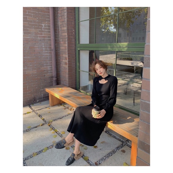 Váy Len Dài Tay Ngực Khoét Cổ Đức Chun Eo co Giãn Thoái Mái | BigBuy360 - bigbuy360.vn