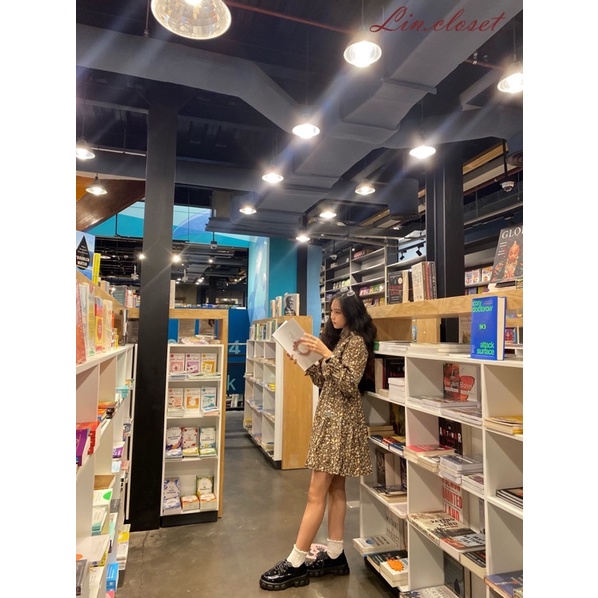 Đầm babydoll hoa nhí tay dài dáng xoè