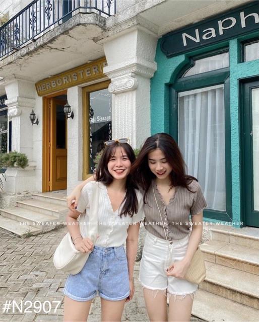 Áo kiểu SINI CROPTOP cổ chữ V thiết kế kiểu ở phần cổ áo form croptop chuẩn 4 màu