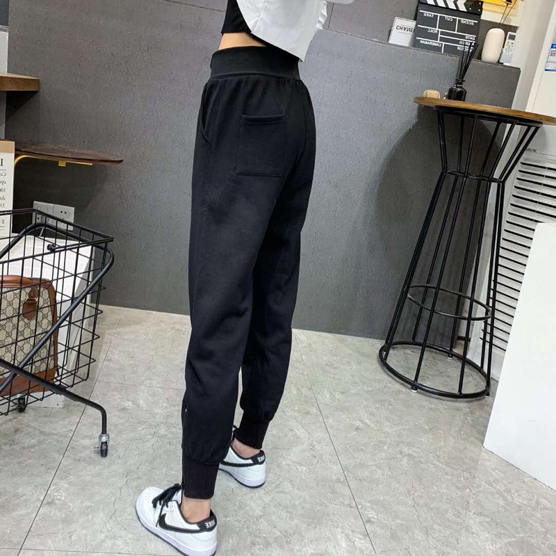 Quần bom bo gấu cá tính chất da cá xịn xò cạp chữ cá tính siêu hot ROSA BOUTIQUE