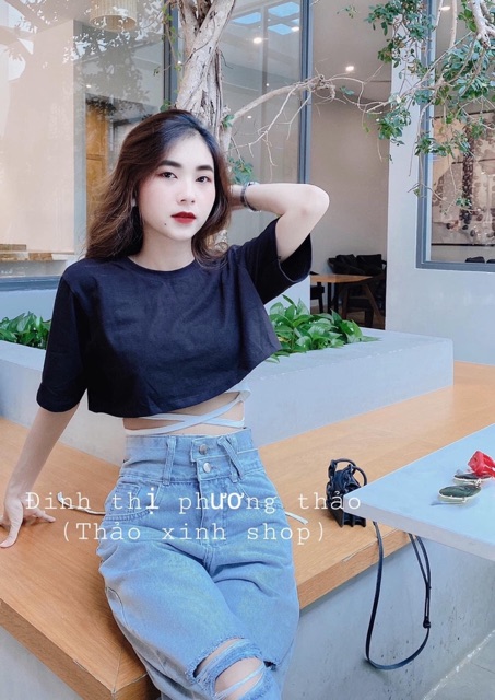 Set 2 áo 🍓🍓 gồm 1 áo croptop 🍓🍓1 áo yếm đan dây eo bên trong - B5U | BigBuy360 - bigbuy360.vn