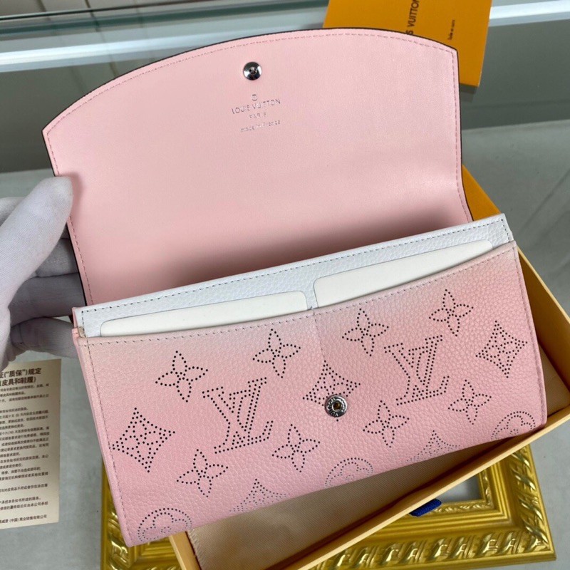 Ví dài cầm tay khuy bấm thời trang cho nữ Louis Vuitton LV Mahina da thật cao cấp