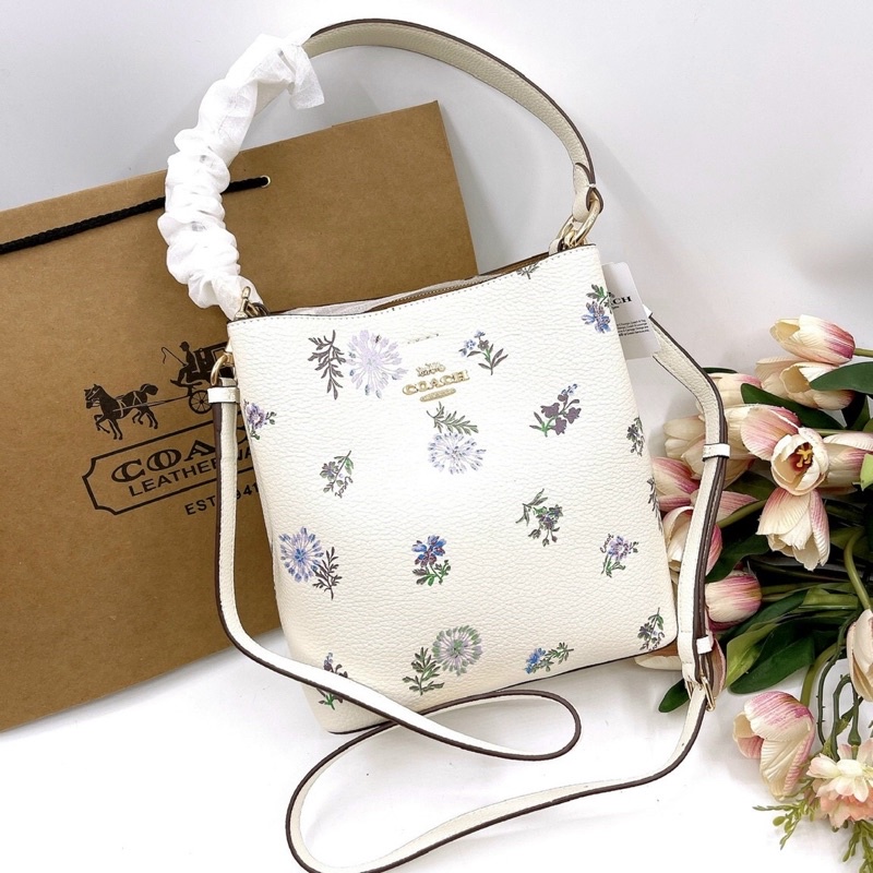 💥Túi Coach  Small Town Bucket Da thật💥Rẻ Vô Địch
