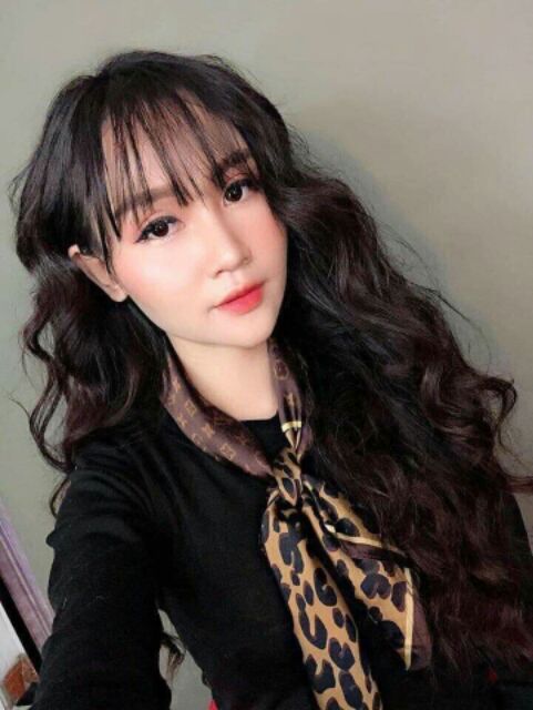 Khăn lụa vuông các hãng