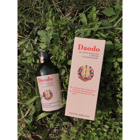 Thảo dược ngâm chân, dao đỏ giúp ngủ ngon, đỡ nhức mỏi 1 chai 300ml dùng 8-10 lần