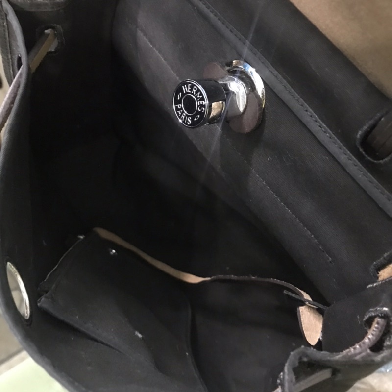 Túi hm herbag hàng si tuyển tình trạng 80% size 28 cm