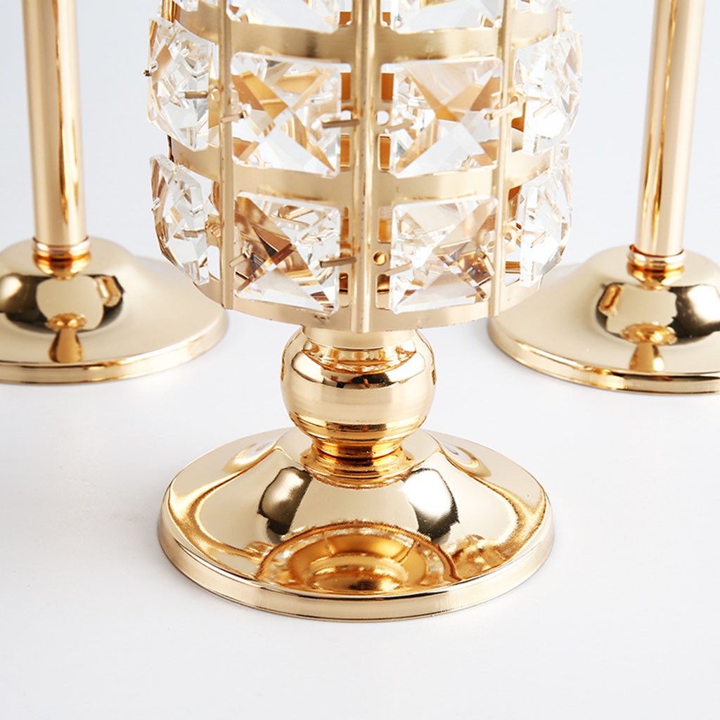 Chân nến pha lê trang trí nhà ở trung tâm bữa tiệc