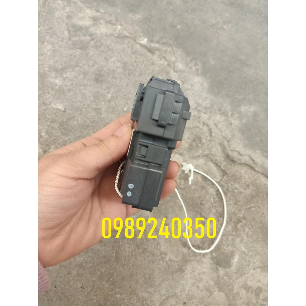 Công tắc cửa máy giặt Panasonic cửa ngang, khóa cửa chính hãng