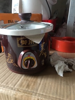 Nồi kho cá, hầm cháo chậm FUJIKA