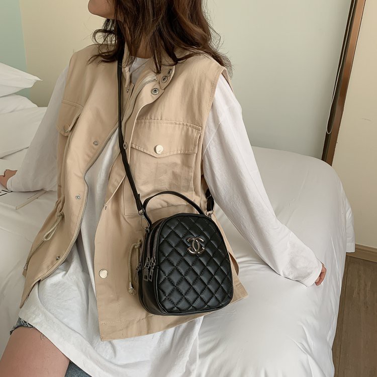 Multi-Layer Zipper Messenger Bag Female Bag 2021 New Trend Line Small Bag Hundred Ripple Package Three-Layer Summer Hand