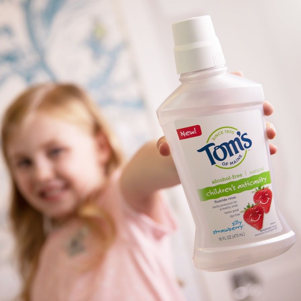 Nước Súc Miệng Trẻ Em Ngừa Sâu Răng Tom's of Maine Silly Strawberry Children's Fluoride Rinse 473ml