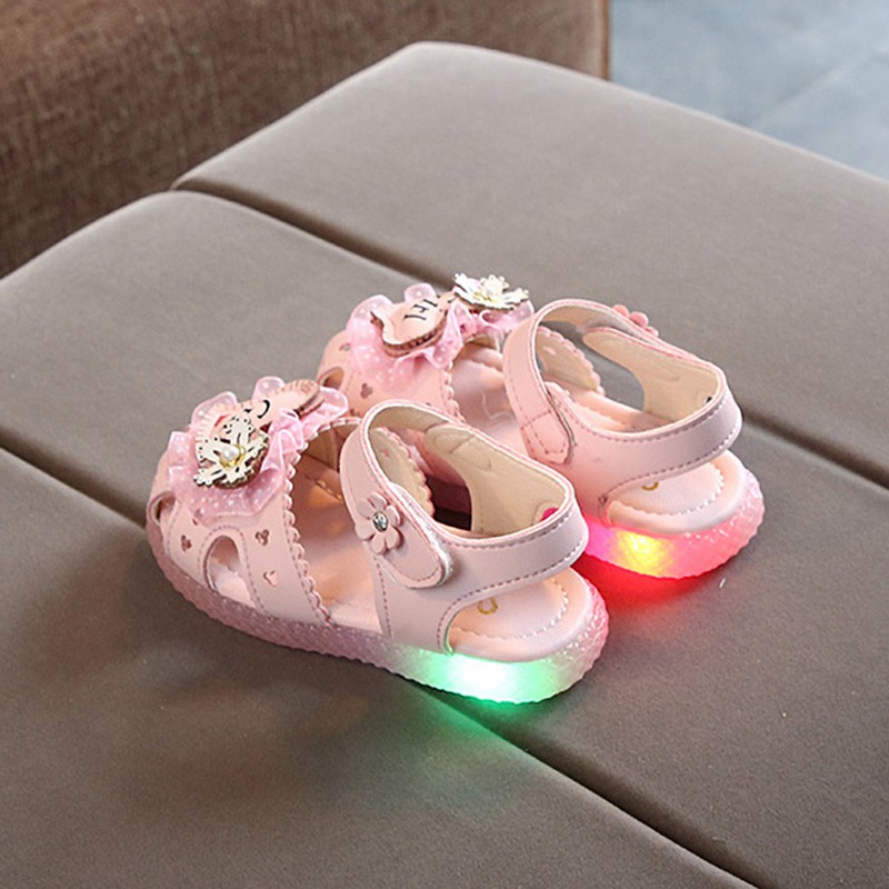 Giày Sandal Có Đèn Led Cho Bé