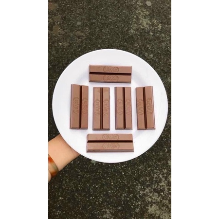 🍫🍫🍫  Bánh Sô-cô-la KITKAT