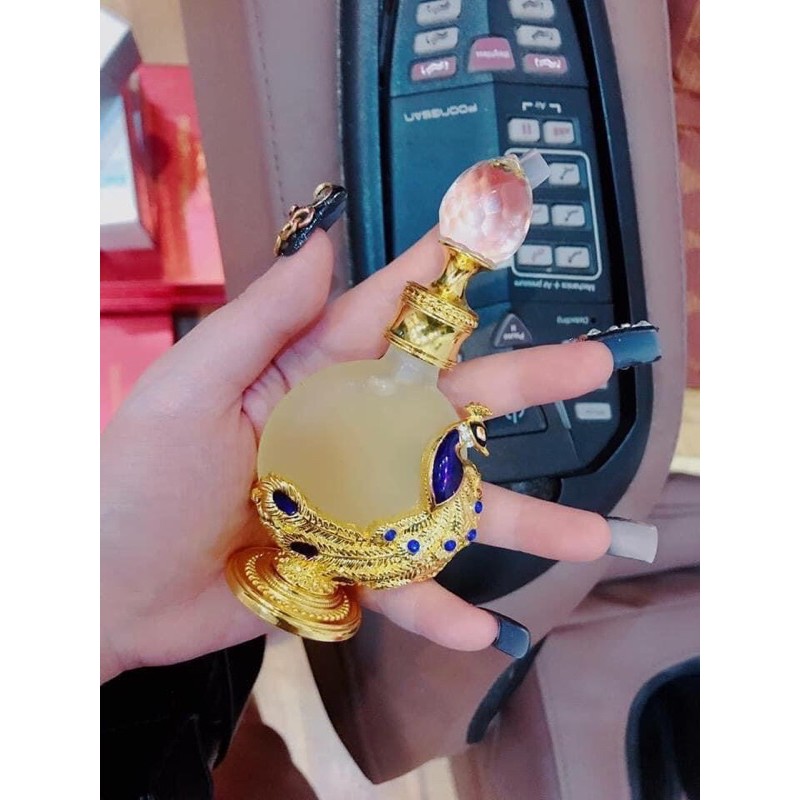 tinh dầu con công dubai