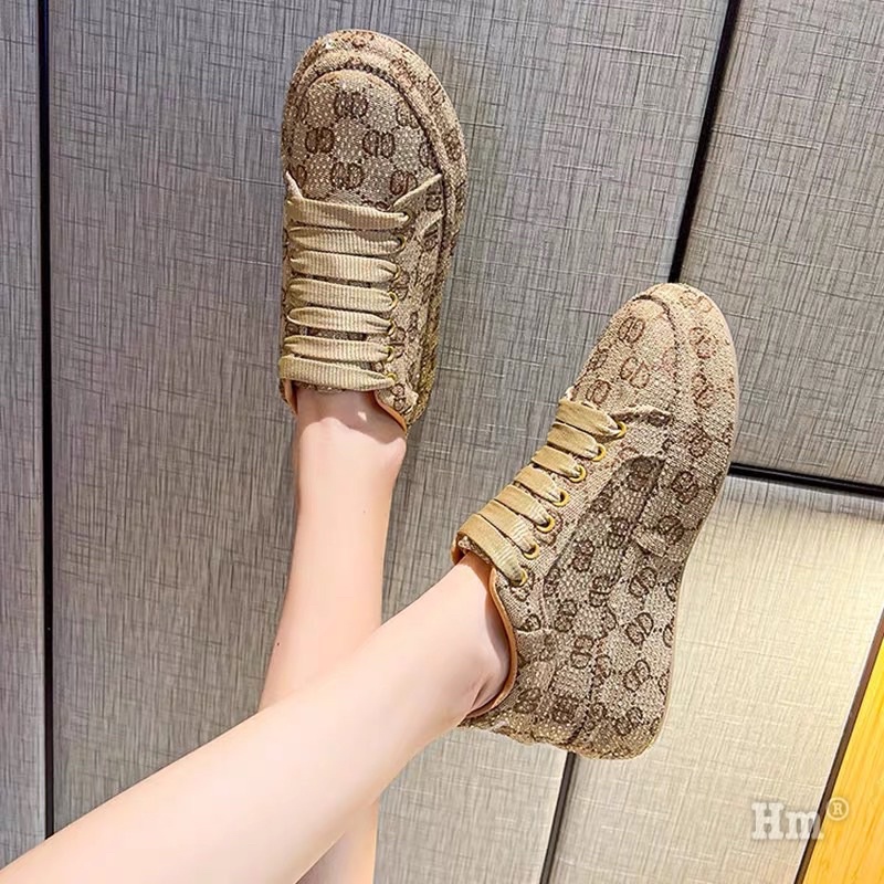 Giày thể thao mcq gucci đính đá