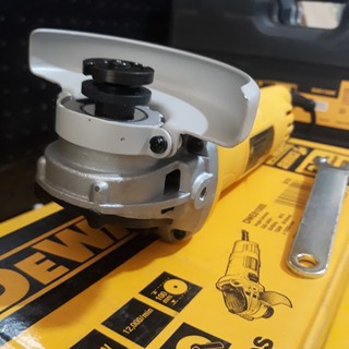 Máy mài góc Dewalt DWE8100S / DWE8100T