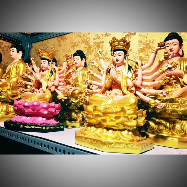 Tượng Phật mẫu Chuẩn Đề 40cm