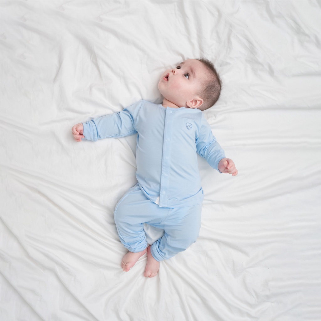 Bộ quần áo dài tay cài giữa Bambus BU Baby BBB110205