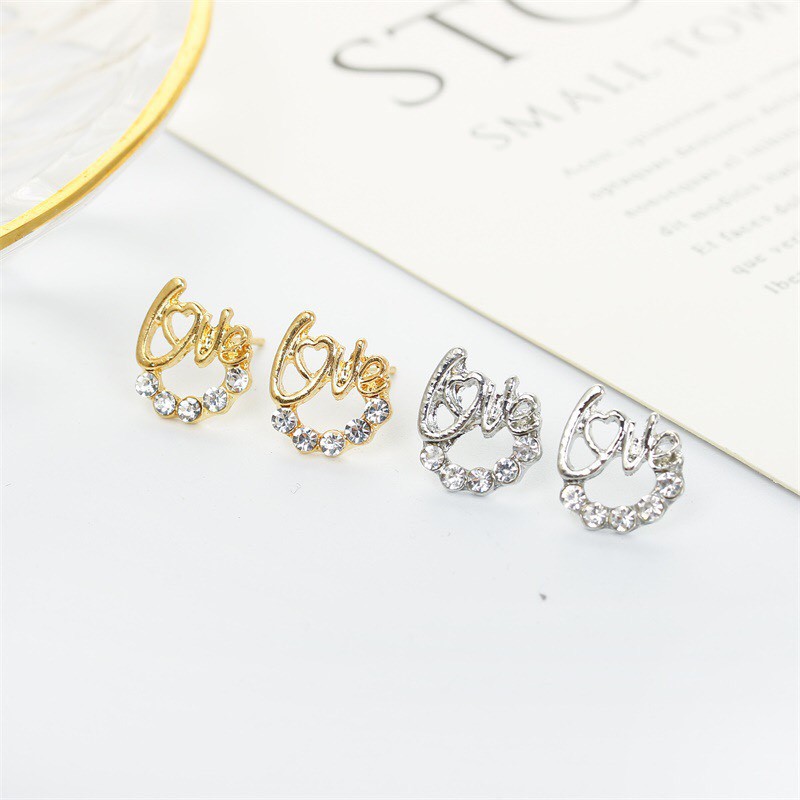 Bông Tai Nữ Chữ LOVE Sang Chảnh, Khuyên tai Nữ Lấp Lánh