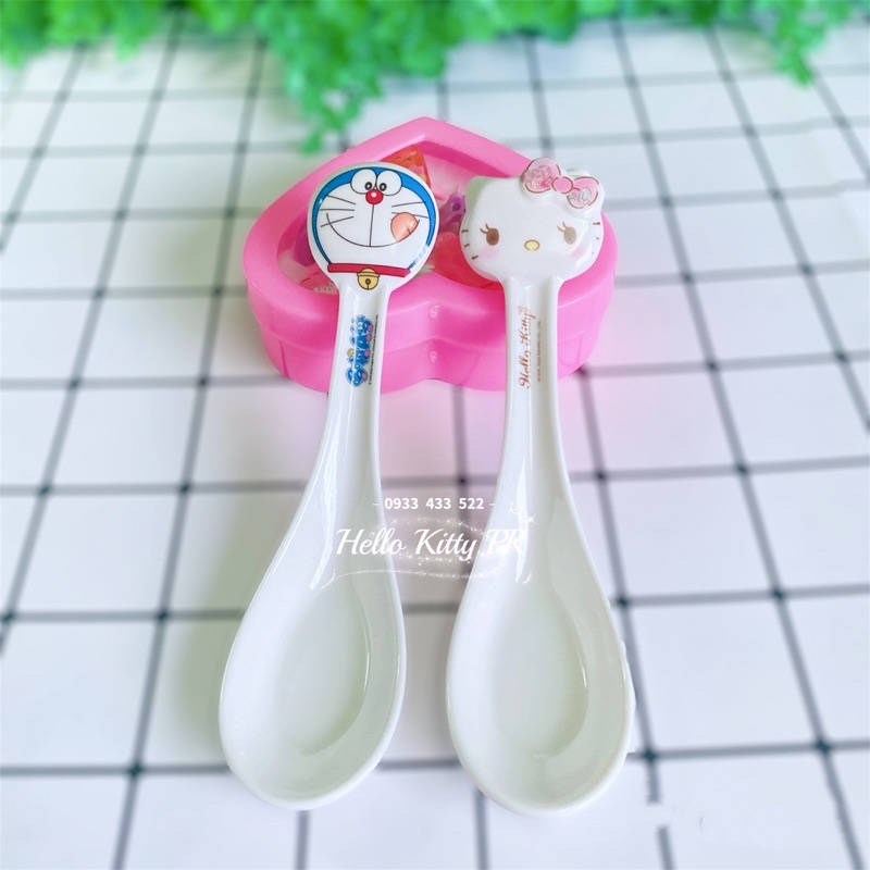 Muỗng nhựa melamine Hello Kitty Doremon Doraemon