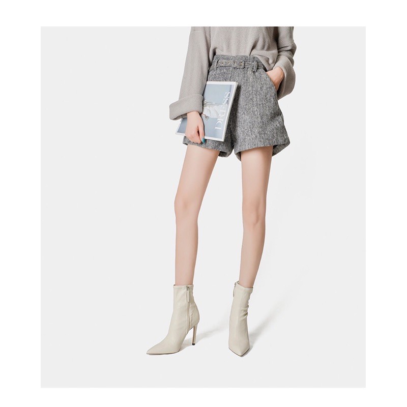 Boots da trắng sang chảnh