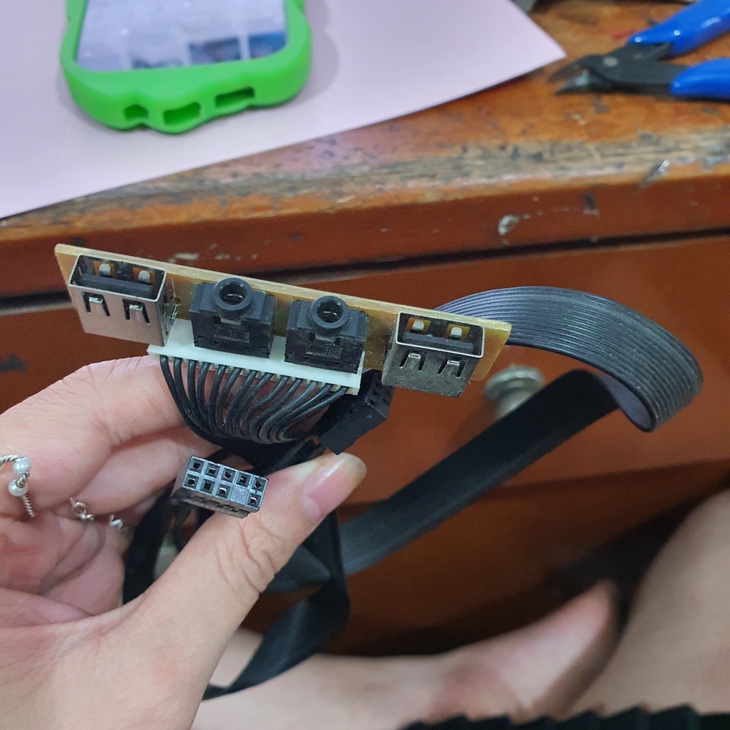 Cáp nối ra 2 cổng usb và cổng audio từ cổng 2.0 trên main - dài ~ 70cm