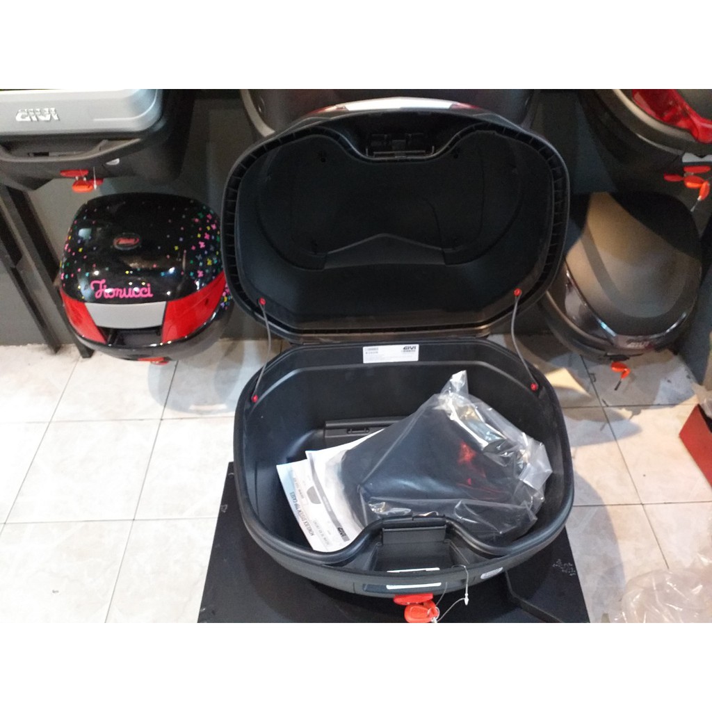 Thùng Sau Givi B360N - Thùng Givi Chính Hãng 36L Gắn Sau Xe Máy - Bạn Phượt