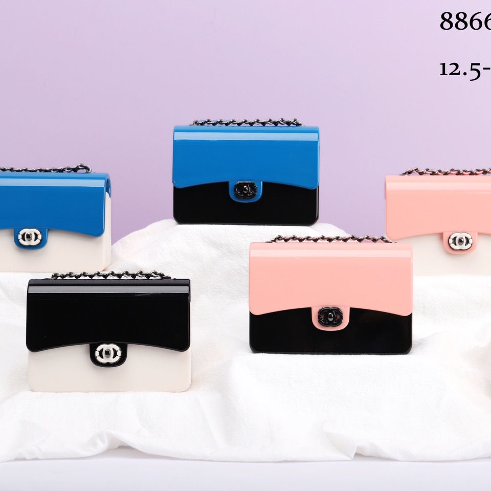 Túi Đeo Chéo Hình Gấu Trúc Màu Trắng Đen Dễ Thương