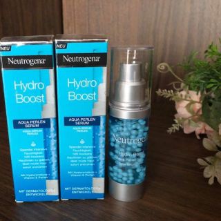 Serum Neutrogena Hydro Boost cung cấp nước