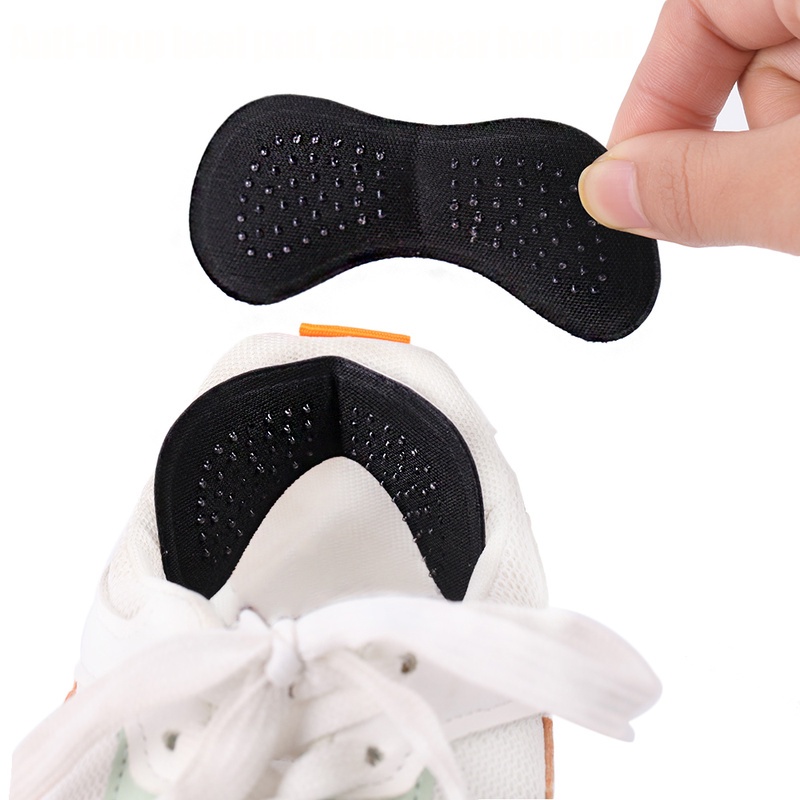 Set 2 miếng dán gót chân chống trượt/mòn họa tiết chấm bi 4D