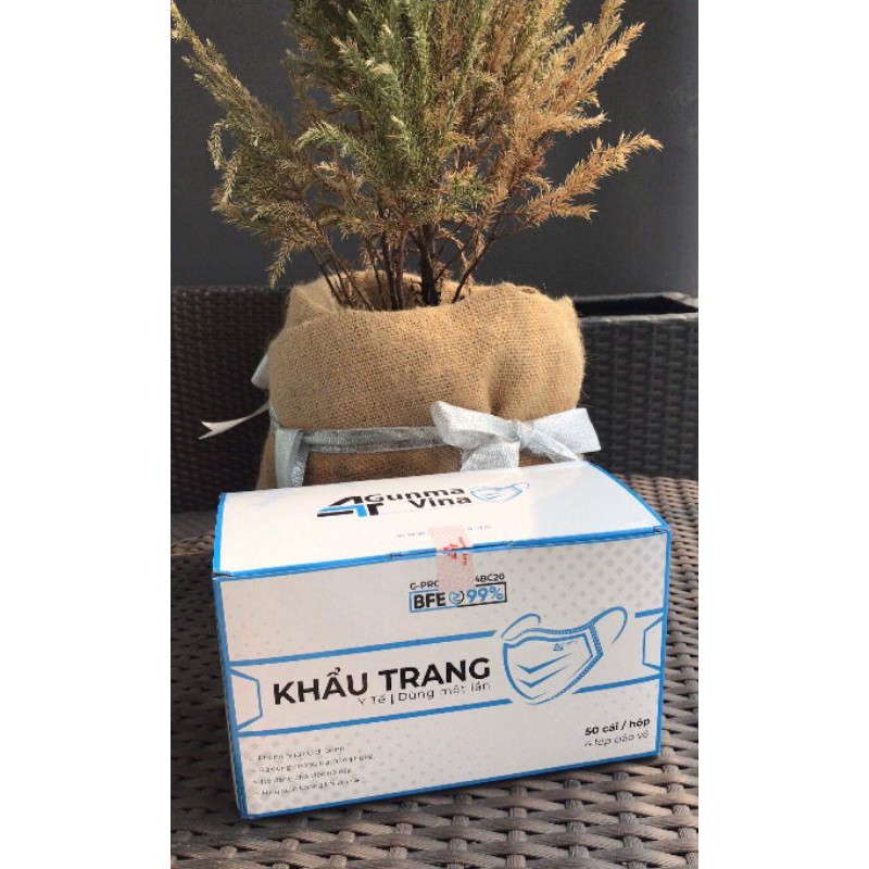 khẩu trang y tế 4 lớp