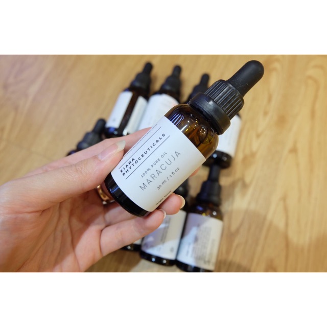 Dầu chanh leo maracuja kiara phytoceutical (kiara maracuja oil) | BigBuy360 - bigbuy360.vn