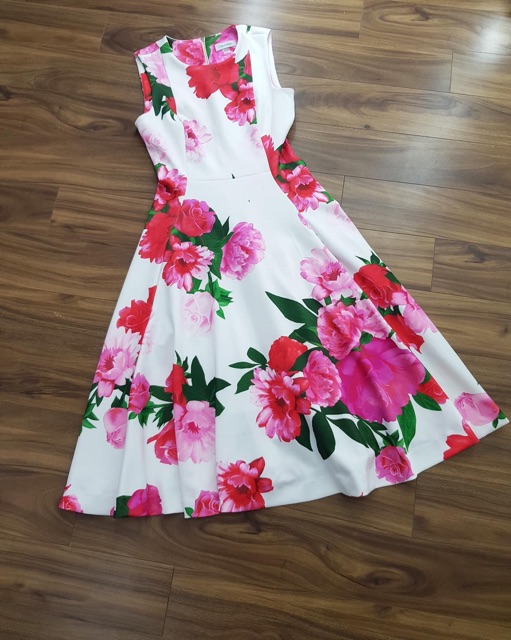 Đầm CK siêu xinh