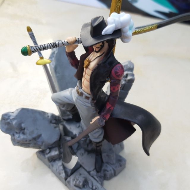 Mô hình Figure One Piece Luffy - Mihawk