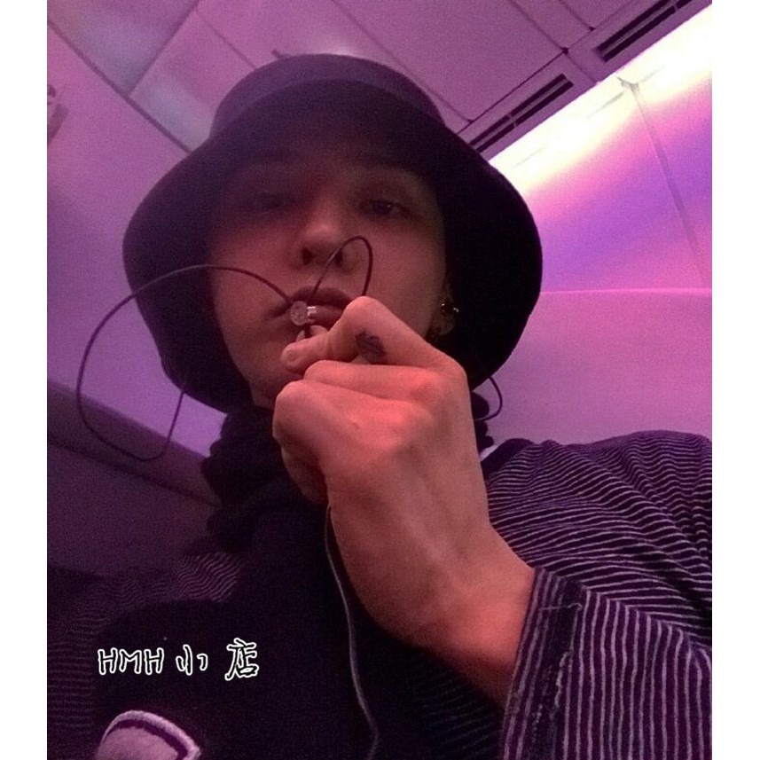 Áo kẻ ngang cổ tròn cosplay Gdragon