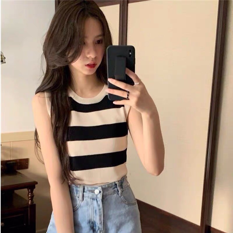 Áo len sát nách kẻ sọc có 5 màu freesize - Lyn's Closet